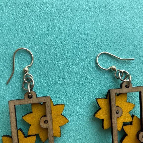 Kinetic Flower Gear Earrings - laser Cut from Reforested Wood Yellow & Natural - Picture 4 of 9